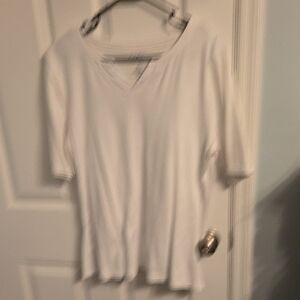 Croft & Barrow Classic White Short Sleeve Tee